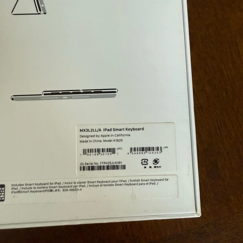 Apple iPad Smart Keyboard - Dark Gray